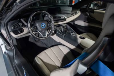 6万1600ドル（邦貨換算約969万円）で落札されたBMW「i8」（C）Courtesy of RM Sotheby's