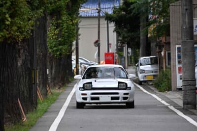 ラリーカーのホモロゲーションモデルなどラリーイメージの強い車両も多く参加