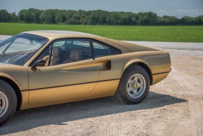 25万7600ドル（邦貨換算約3700万円）で落札されたフェラーリ「308GTB」（C）Courtesy of RM Sotheby's