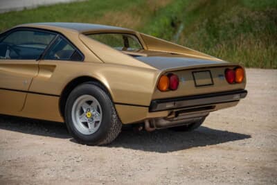 25万7600ドル（邦貨換算約3700万円）で落札されたフェラーリ「308GTB」（C）Courtesy of RM Sotheby's