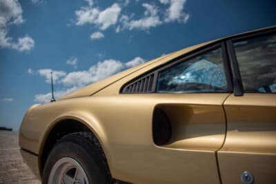 25万7600ドル（邦貨換算約3700万円）で落札されたフェラーリ「308GTB」（C）Courtesy of RM Sotheby's