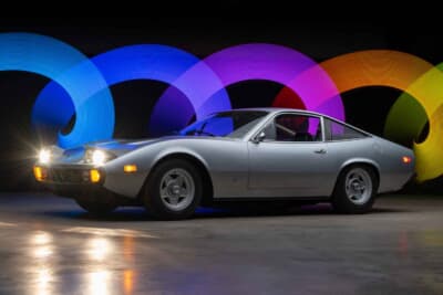 19万400ドル（邦貨換算約2880万円）で落札されたフェラーリ「365GTC/4」（C）Courtesy of RM Sotheby's