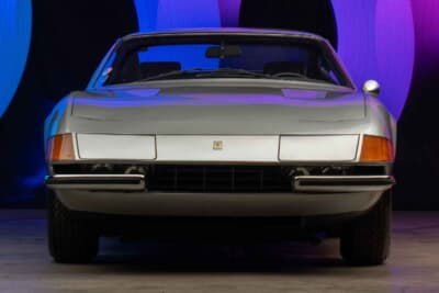 85万7500ドル（邦貨換算約1億2800万円）で落札されたフェラーリ「365GTB/4 デイトナ」（C）Courtesy of RM Sotheby's