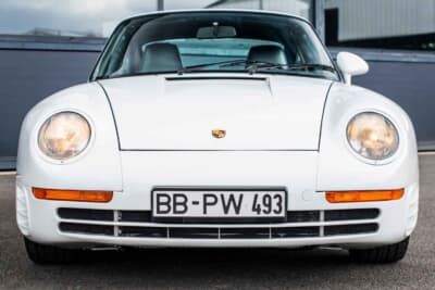 165万5000ドル（邦貨換算約2億4700万円）で落札されたポルシェ「959」（C）Courtesy of RM Sotheby's