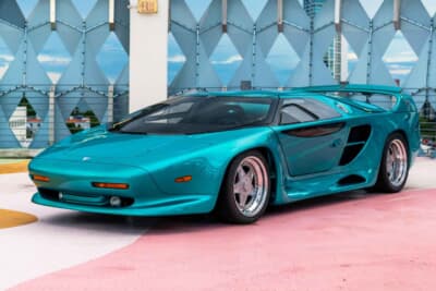 130万ドル(邦貨換算約1億8700万円)~150万ドル(邦貨換算約2億1600万円)で現在も販売が継続しているヴェクター「アヴテック WX-3R プロトタイプ」(C)Courtesy of RM Sotheby's