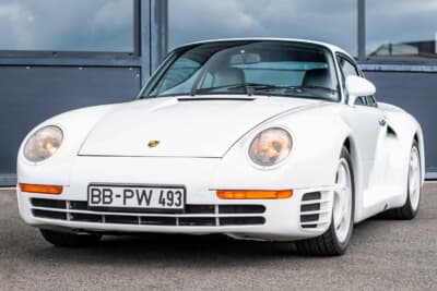 165万5000ドル（邦貨換算約2億4700万円）で落札されたポルシェ「959」（C）Courtesy of RM Sotheby's