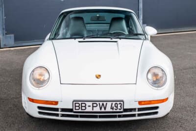 165万5000ドル（邦貨換算約2億4700万円）で落札されたポルシェ「959」（C）Courtesy of RM Sotheby's