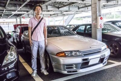 1993年式の日産 R32 スカイラインGT-Rとオーナーの橋本さん