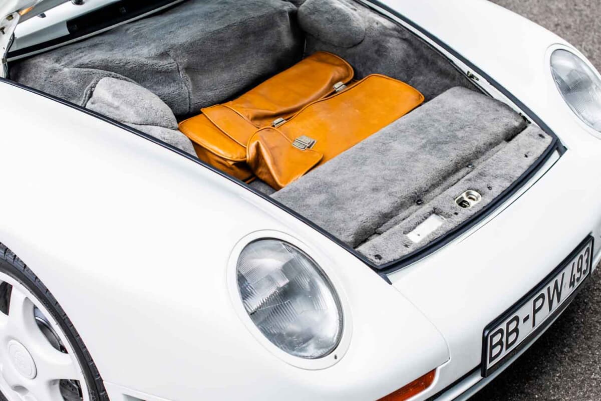 165万5000ドル（邦貨換算約2億4700万円）で落札されたポルシェ「959」（C）Courtesy of RM Sotheby's