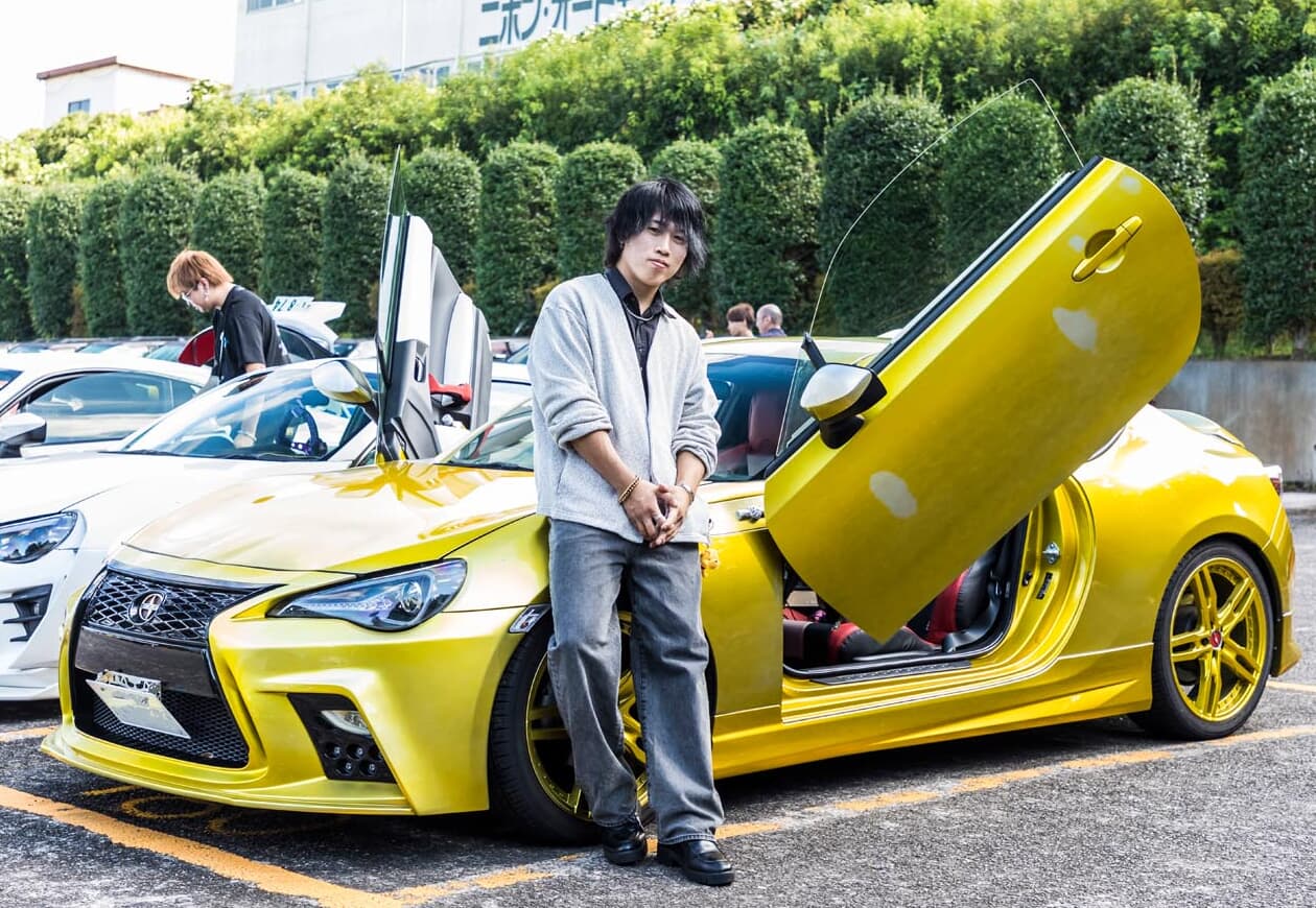 レクサス風フロントにバタフライドア…トヨタ「86」を唯一無二スタイル