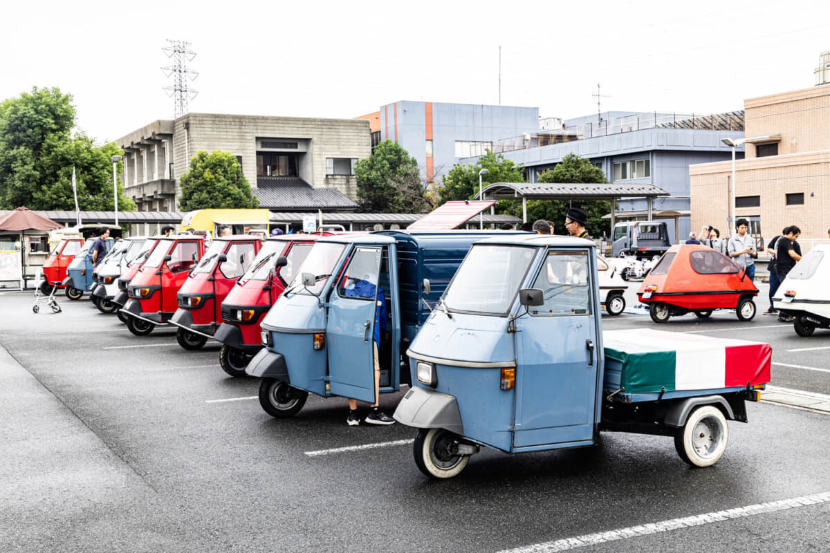 イタリアが誇る3輪ミニカー、ピアッジョ アペ、通称ベスパカー