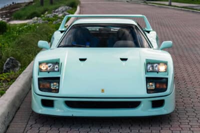 179万2500ドル（邦貨換算約2億6500万円）で落札されたフェラーリ「F40」（C）Courtesy of RM Sotheby's