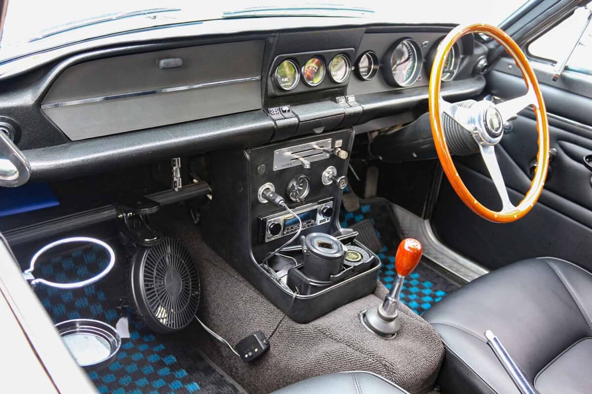 いすゞ ベレット 1800GT：メーター類もノーマル。購入時の総走行距離は4万3000kmで、現在は4万4444kmだ