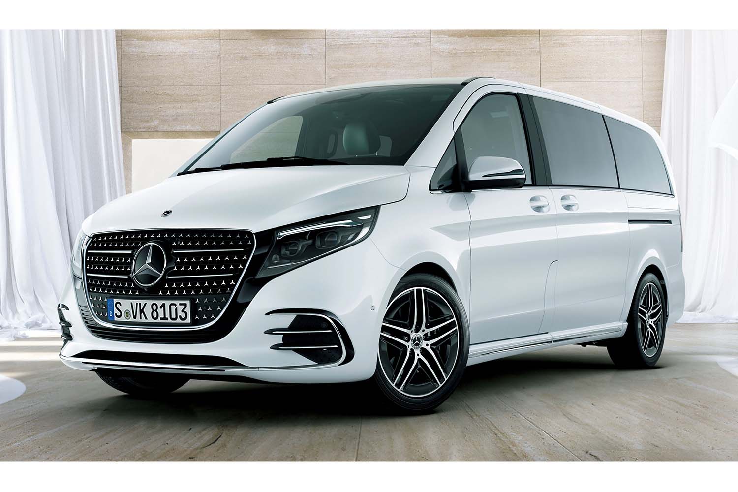 09_AMW_20241002mercedesbenz_vc