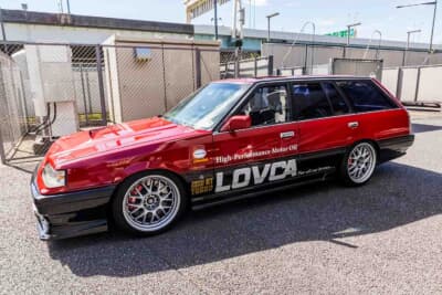 日産 R31型 スカイライン：トミカ仕様のシルエットフォーミュラをオマージュして赤と黒の2トーンカラーに変更