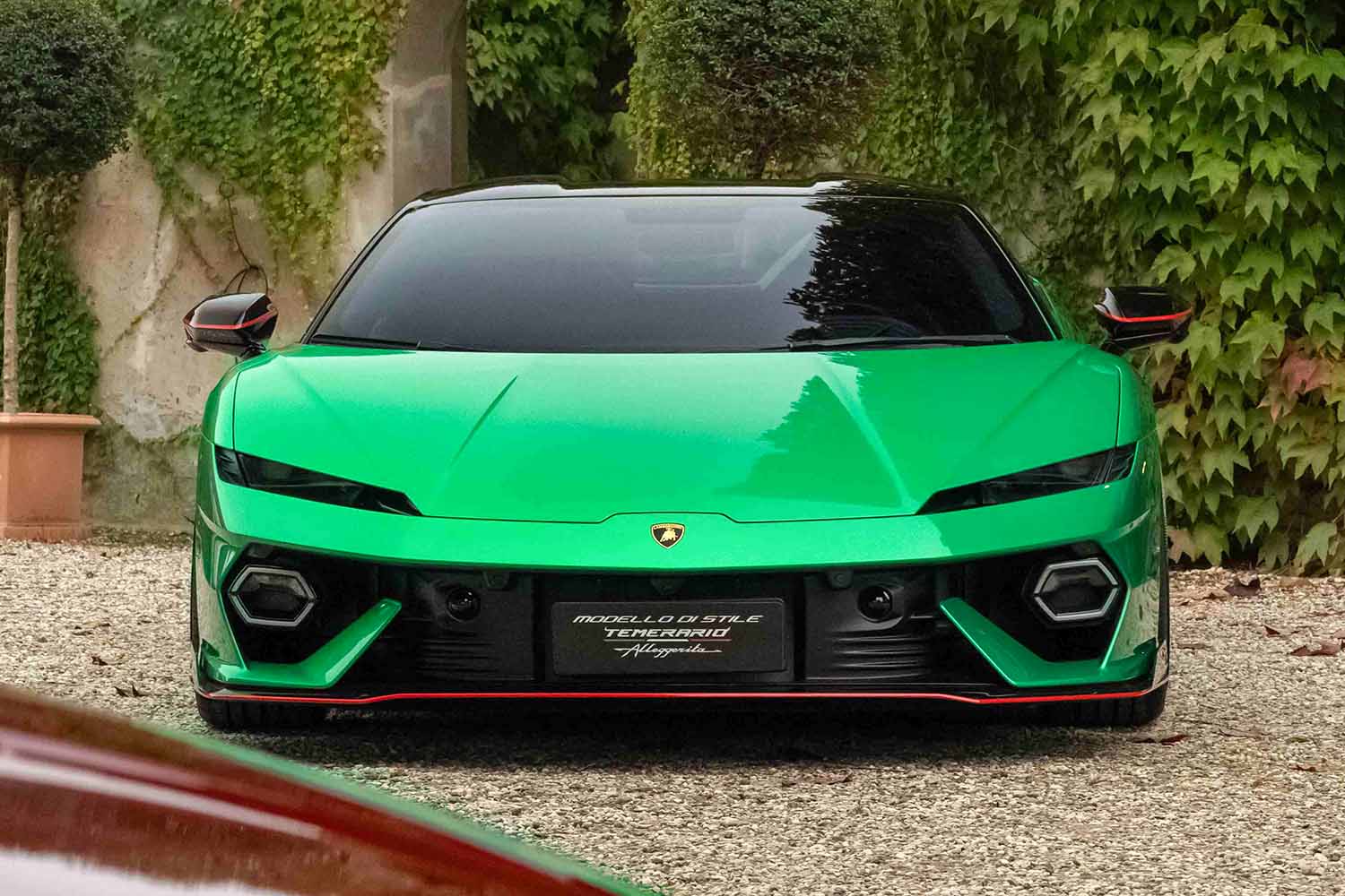 10_AMW_20241031_lamborghini_ev 