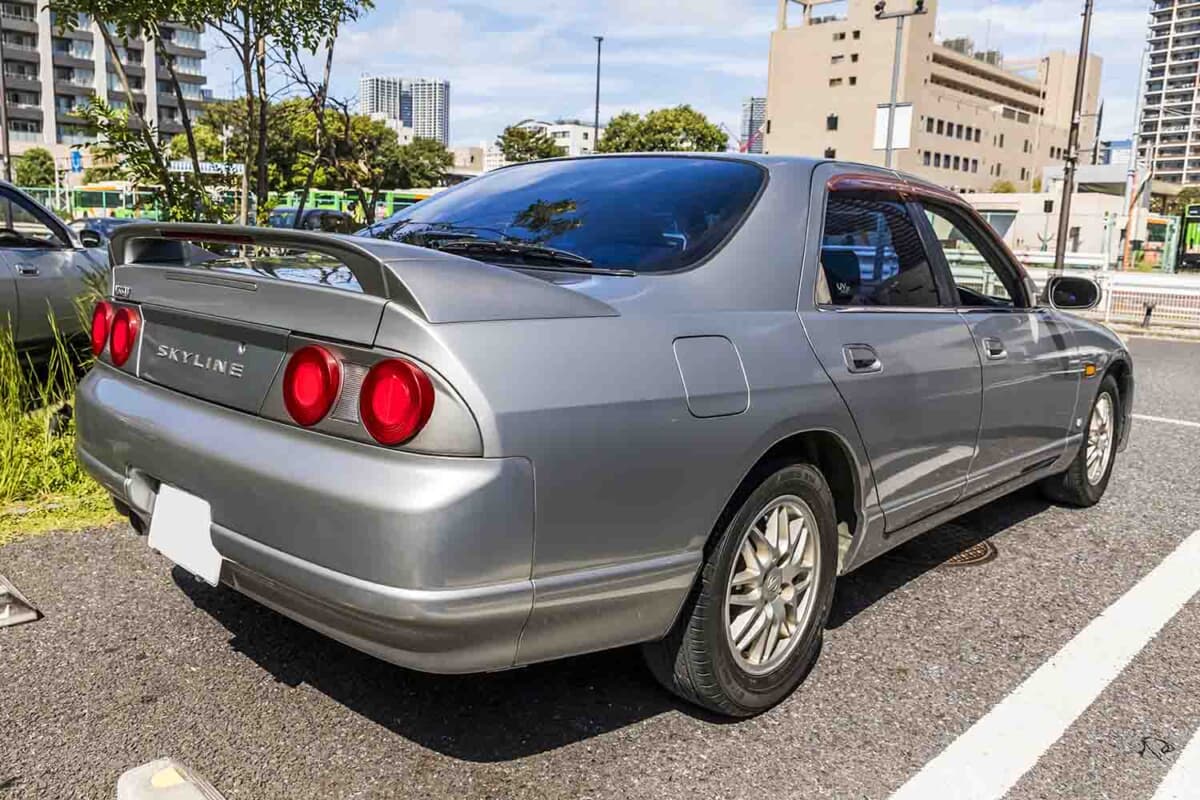 日産 R33型 スカイライン：イベントに参加していた沖田さんの父親が新車で購入した車両で、厳密には今でも父親の名義のまま