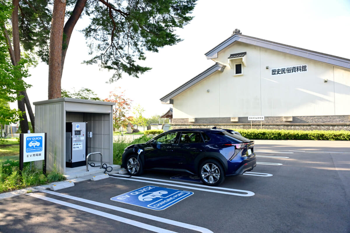 スバル ソルテラ：岩手県の道の駅 石鳥谷は充電、仮眠、コンビニ利用もできて効率的