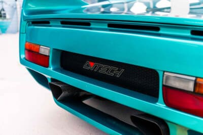 130万ドル(邦貨換算約1億8700万円)~150万ドル(邦貨換算約2億1600万円)で現在も販売が継続しているヴェクター「アヴテック WX-3R プロトタイプ」(C)Courtesy of RM Sotheby's