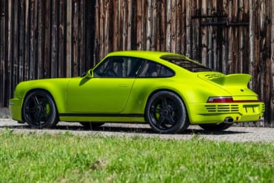 115万2500ユーロ（邦貨換算約1億9269万円）で落札されたRUF「SCR2018」（C）Courtesy of RM Sotheby's