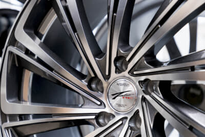 マルゼンオリジナルのホイール、ロクサーニ テンペストタービンRE