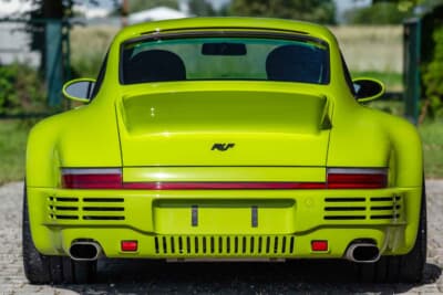 115万2500ユーロ（邦貨換算約1億9269万円）で落札されたRUF「SCR2018」（C）Courtesy of RM Sotheby's