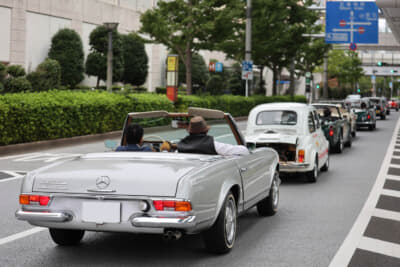 メルセデス・ベンツ 280SL：「ディスティングイッシュド・ジェントルマン・ドライブ」がスタート。これから東京のランドマークを巡るクラシックカーたち