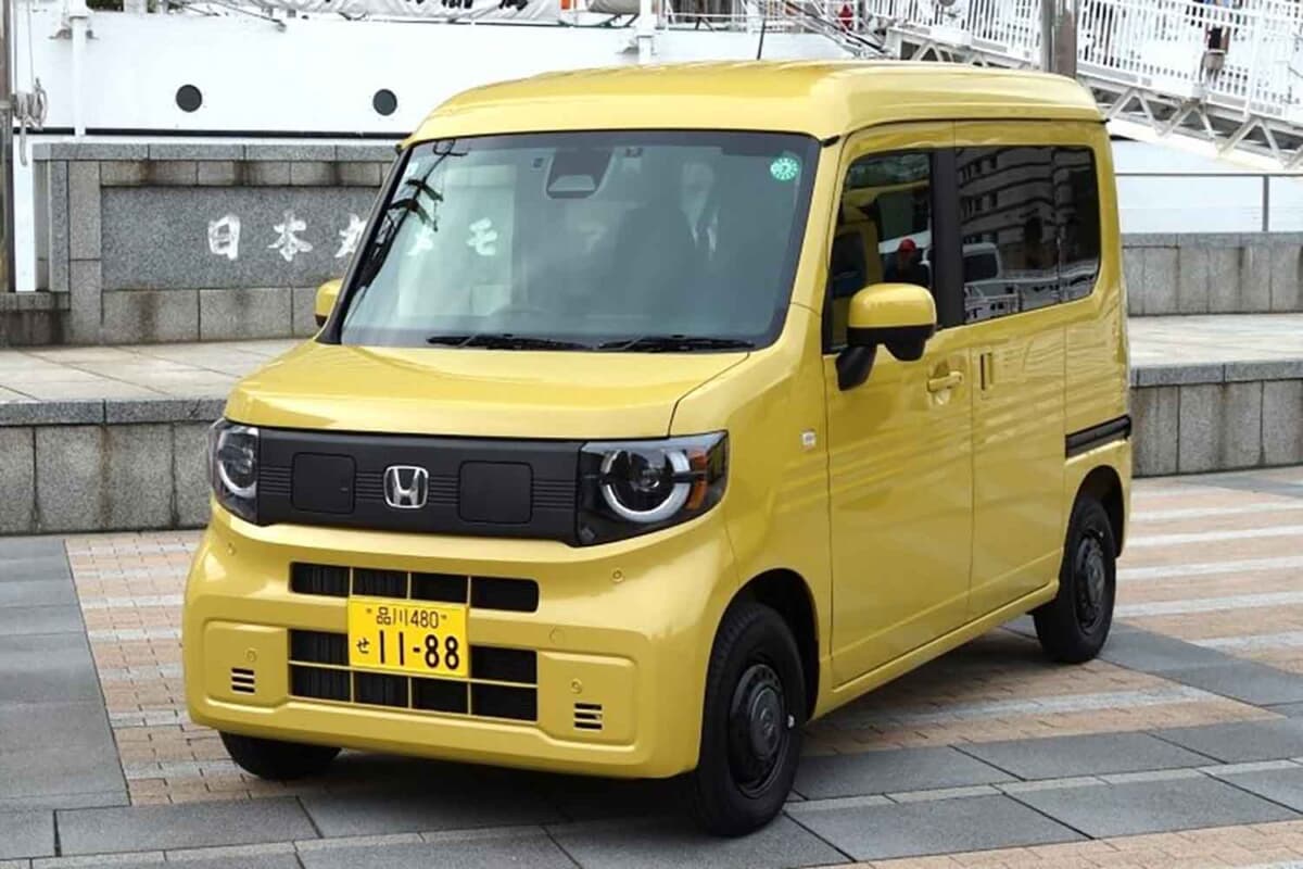 ホンダ N-VAN e:：充電スポット案内の最新機能「EVカーナビ by NAVITIME」が備わる