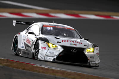 最終戦富士で激走を見せる31号車 DENSO LEXUS RC F GT3