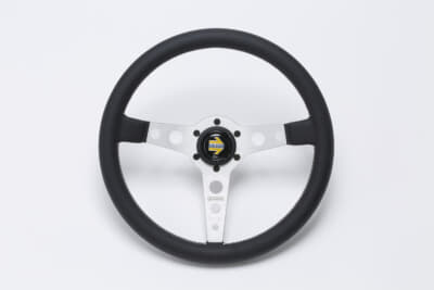 PROTOTIPO SILVER 370のような定番中の定番にもぴったりだ