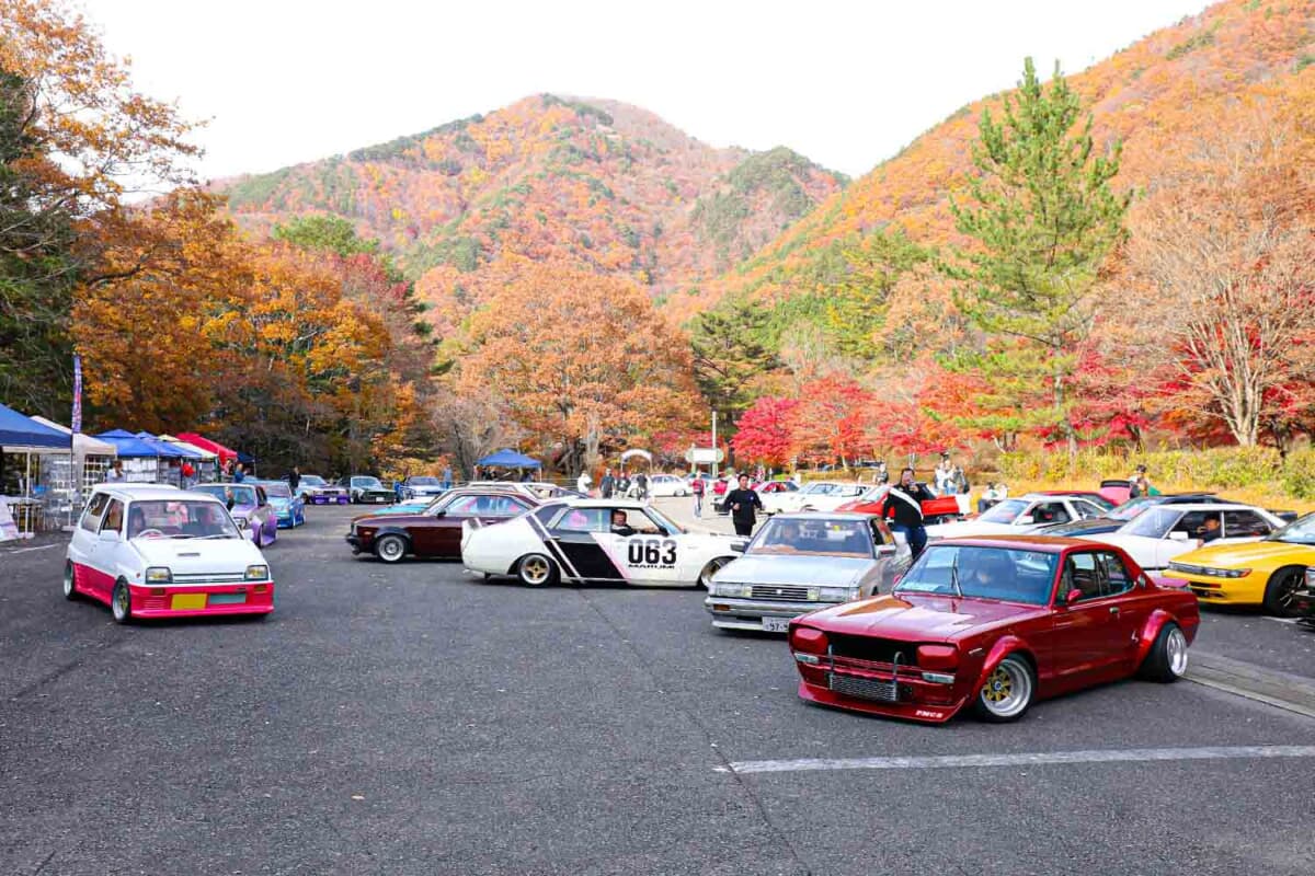 当時の懐かしい改造車もチラホラ見れるイベントだった