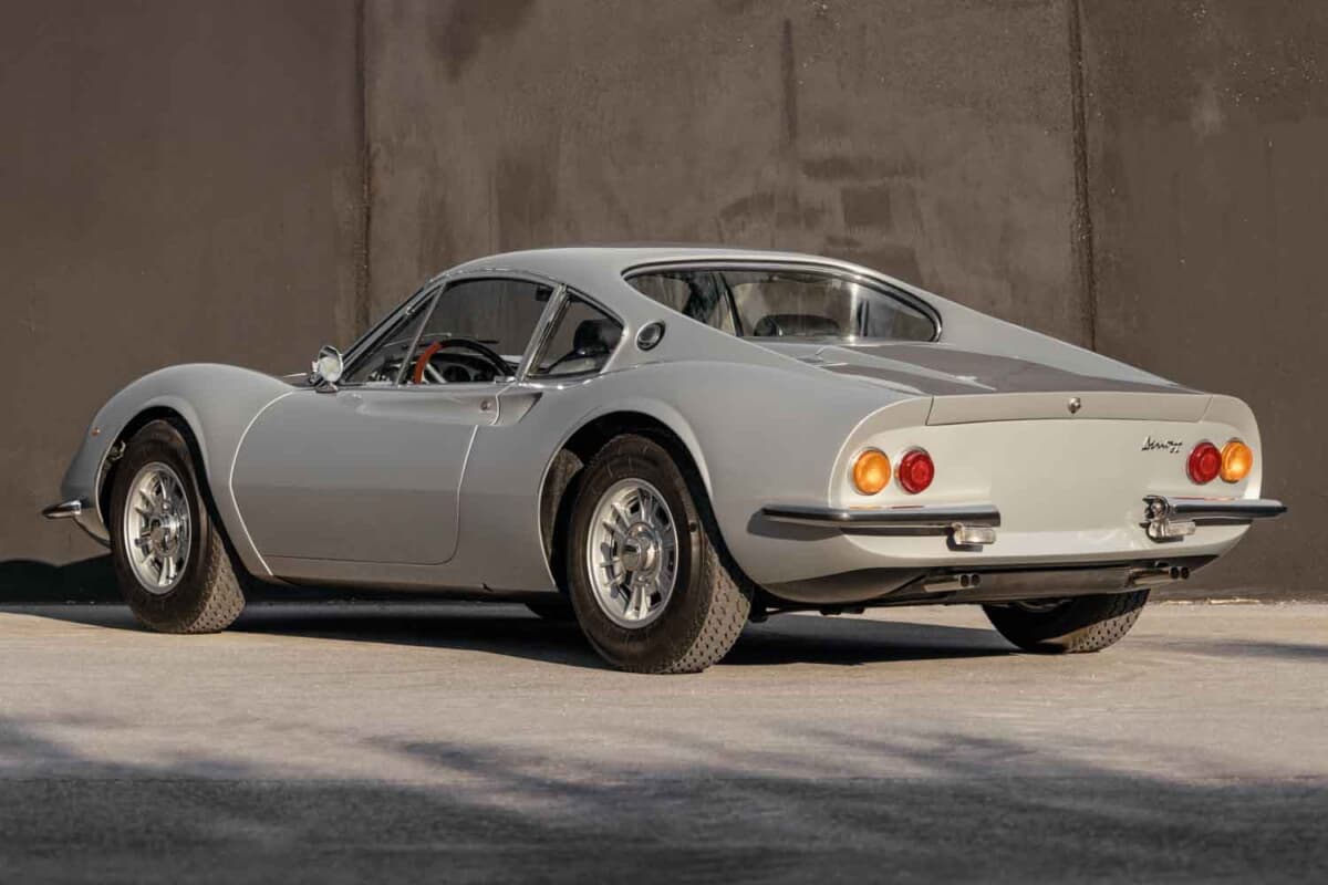 68万ユーロ（邦貨換算約1億1150万円）で落札されたディーノ 206GT（C）Courtesy of RM Sotheby's