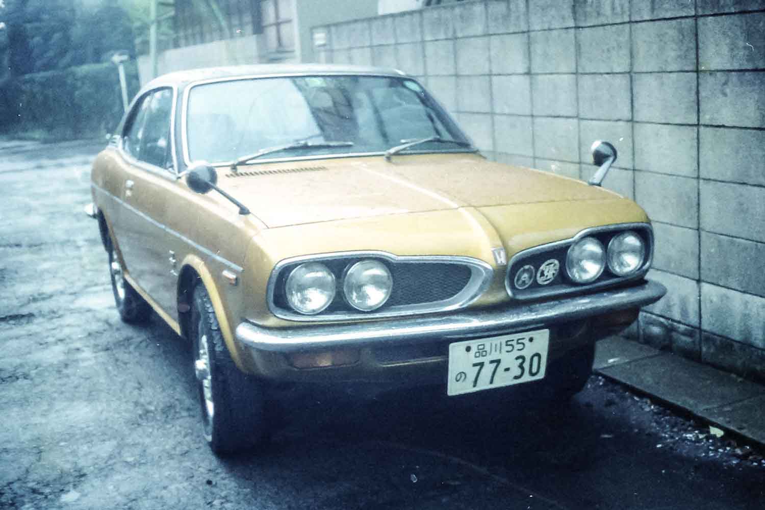旧車：ホンダ1300クーペ取扱説明書及びホンダサービスブック・ケース 初めてのマイカーはホンダ「1300 クーペ」…ドライサンプが自慢の