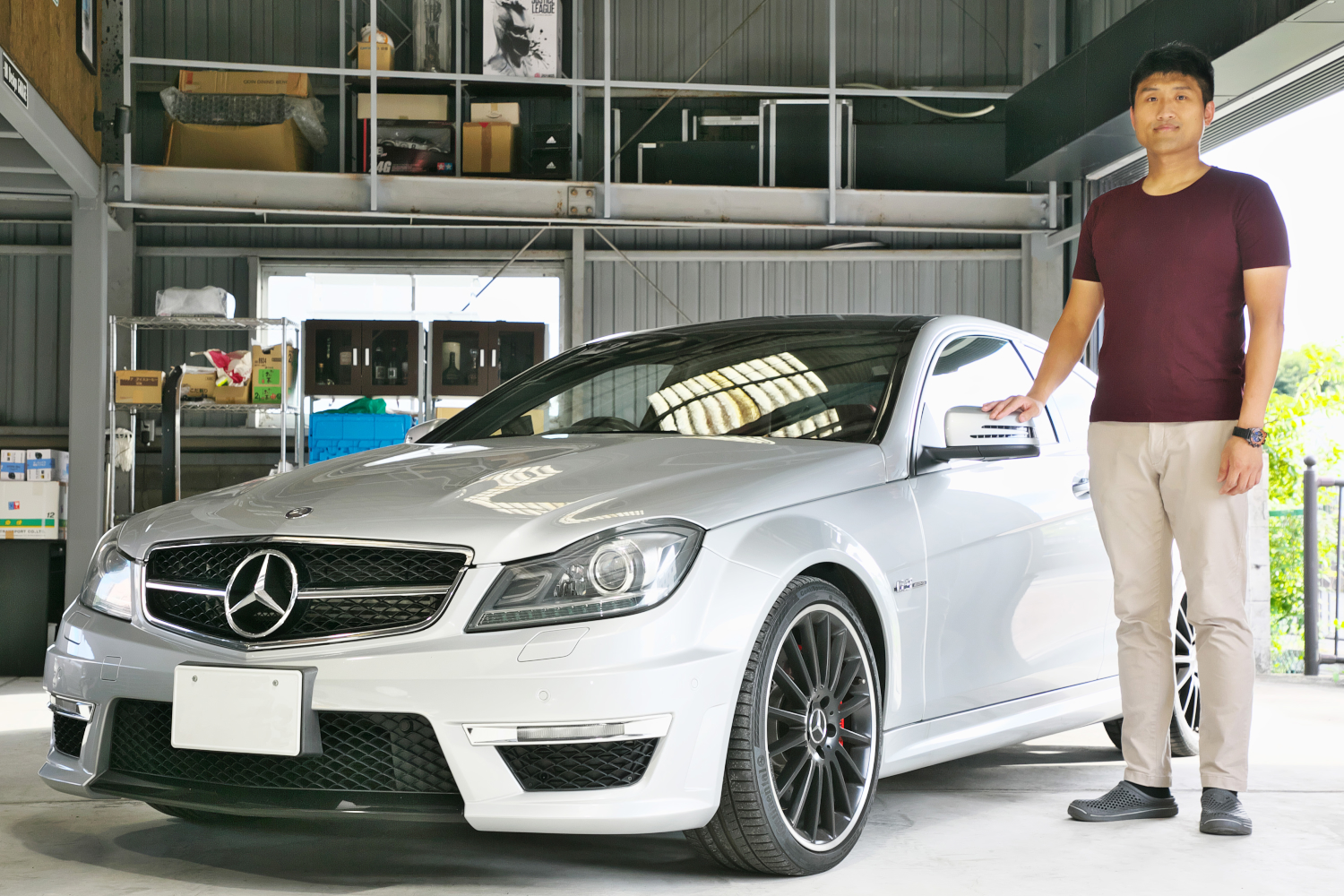 新車時1200万円超えのメルセデス「C 63 AMG クーペ」を500万円で
