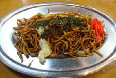 浅草やきそば「福ちゃん」の鉄板焼きそば