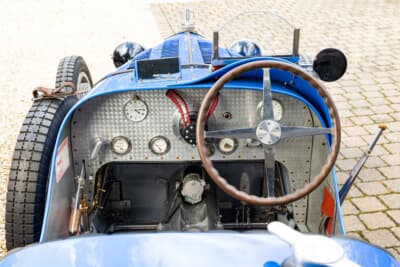 25万ポンド~30万ポンド(当時のレートで約4900万円〜約5900万円)で現在も販売中のブガッティ「タイプ 35T」(C)Bonhams