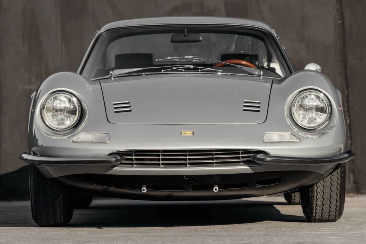 68万ユーロ（邦貨換算約1億1150万円）で落札されたディーノ 206GT（C）Courtesy of RM Sotheby's