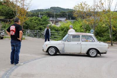 希少車の集いに、同じ旧車オーナーはもちろんギャラリーの皆さんも大興奮