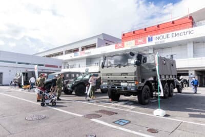 会場には自衛隊車両の展示もあった