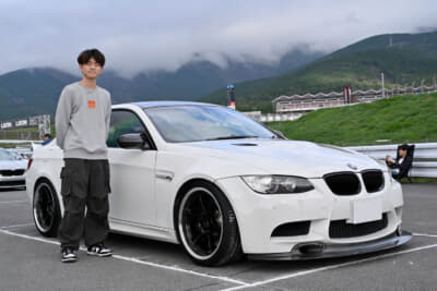 2009年式BMW M3クーペ（E92）と、オーナーの“あらた”さん