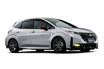 車種やスタイルを問わない2色にくわえ、イメージカラーのBLCIIや新色のブロンズと個性派も揃うSA-62R。リム幅が狭いサイズでも可能な限りセンター部を落とし込んでいるため、装着時に高い満足度が得られるはずだ
