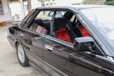 日産 R31型 スカイライン GTリミテッドS：この時代の日産車が持つピラーレスハードトップの美しさ。このデザインに魅了されたユーザーは多いはず