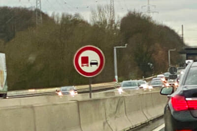 大型車両の追い越し禁止区間