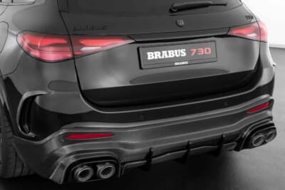 ブラバス 730（AMG GLC 63 S E Performance）：左右2本出しのマフラーに組み合わせるのは、カーボン製のリアディフューザー