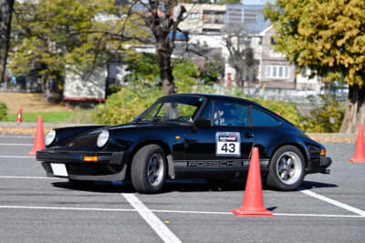 ポルシェ 911カレラがクラシッククラス第1位を獲得した