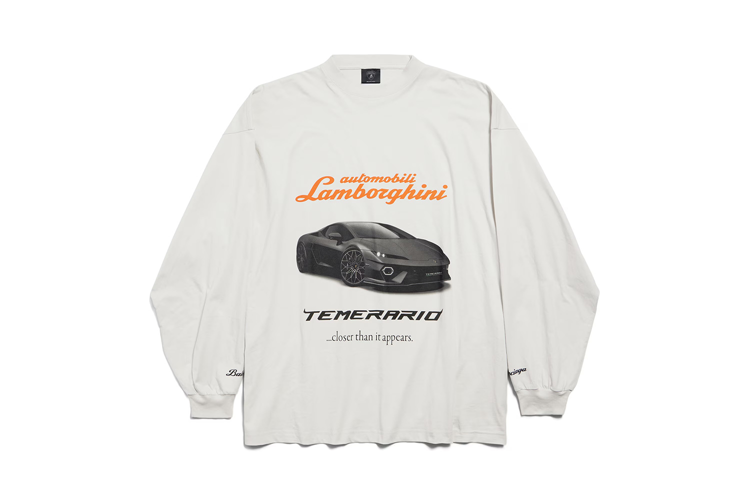 「ランボルギーニ」と「バレンシアガ」がコラボ！ 新型「テメラリオ」をフィーチャーした世界630枚限定のTシャツが発売！ 売り切れ必至!!