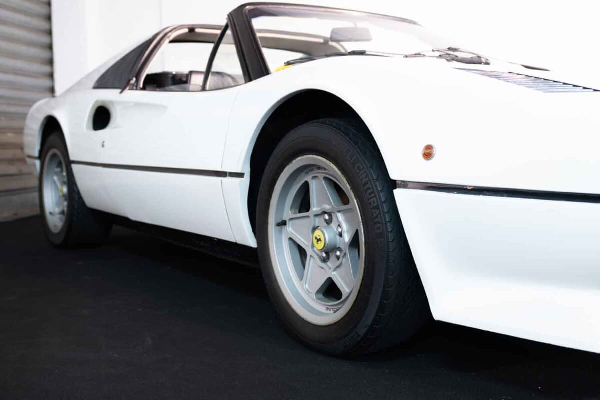 5万600ドル（邦貨換算約757万円）で落札されたフェラーリ「308GTS」（C）Courtesy of RM Sotheby's