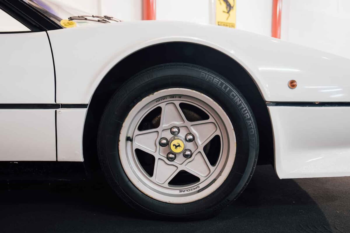 5万600ドル（邦貨換算約757万円）で落札されたフェラーリ「308GTS」（C）Courtesy of RM Sotheby's