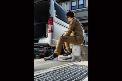 ミズノ オールマイティ LSII 73M BOA：機能性とファッション性に優れたワークシューズ