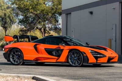 107万7500ドル(邦貨換算約1億6700万円)で落札されたマクラーレン「セナ」(C)Courtesy of RM Sotheby's